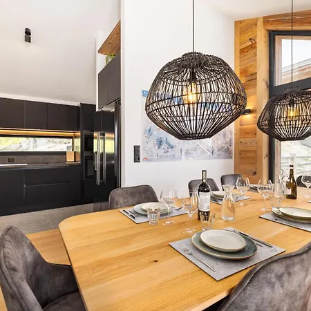 샬레 Le Reve Cinema Jacuzzi Riddes