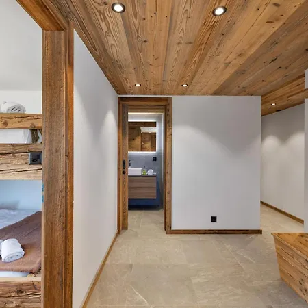 샬레 Le Reve Cinema Jacuzzi *