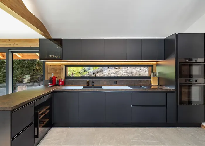 샬레 Le Reve Cinema Jacuzzi